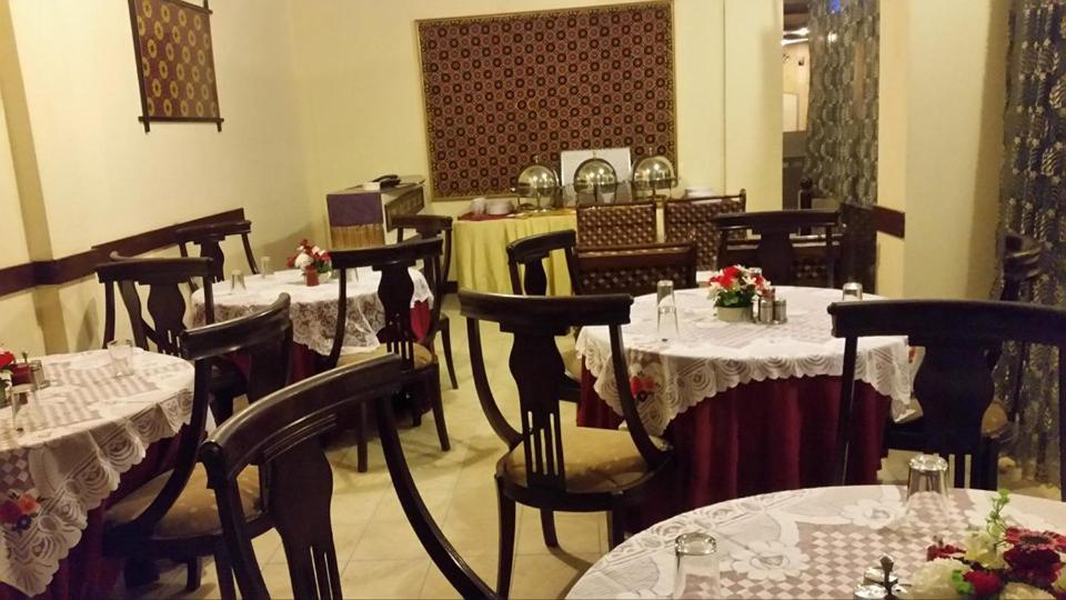 Hotel Regent Ravalpindi Kültér fotó